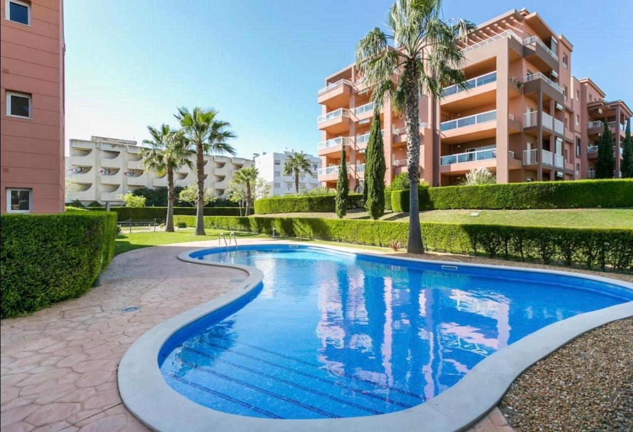 Beach & Sea Apt, Fast Wifi, Airco, Private Parking And Pool Portimão Exterior foto